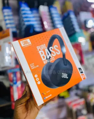 JBL Wireless Bluetooth Around-Ear Headphones (Black)