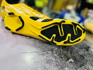 High Definition Grip Football Shoes