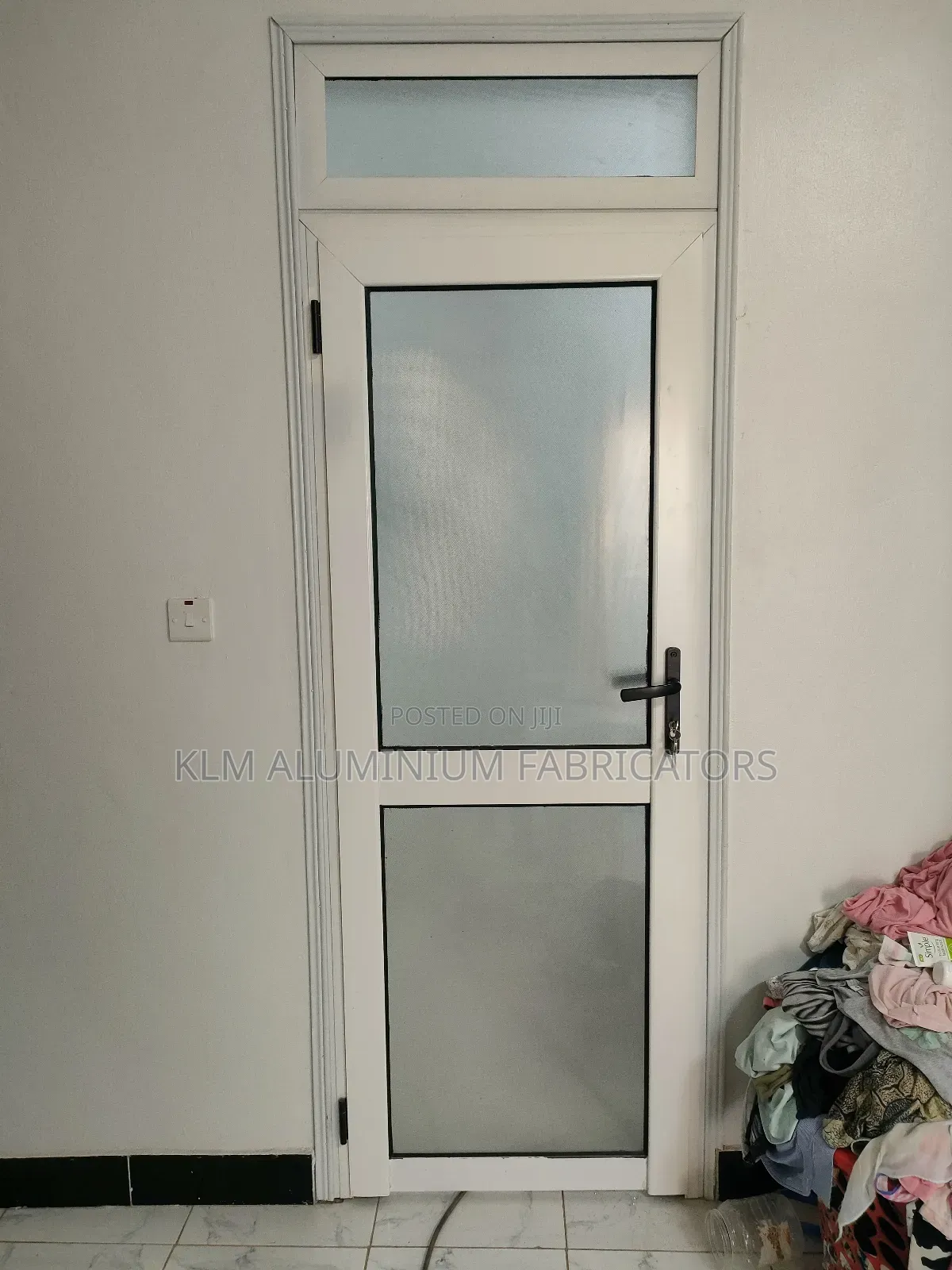 Bathroom/Bedroom Door