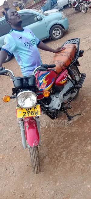 Bajaj CT 110X 2022 Red