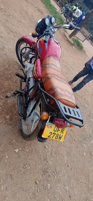 Bajaj CT 110X 2022 Red