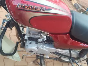 Bajaj Boxer 100 2022 Red