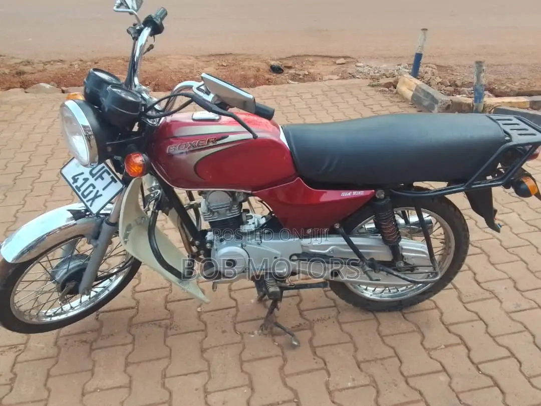 Bajaj Boxer 100 2022 Red