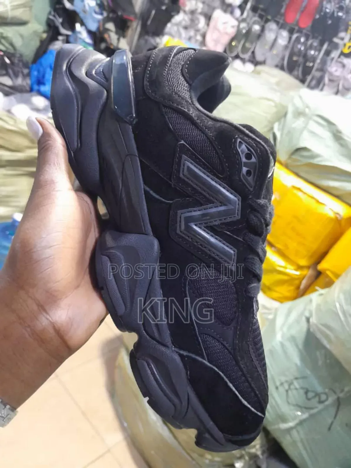 New Balance 9060 Triple Black