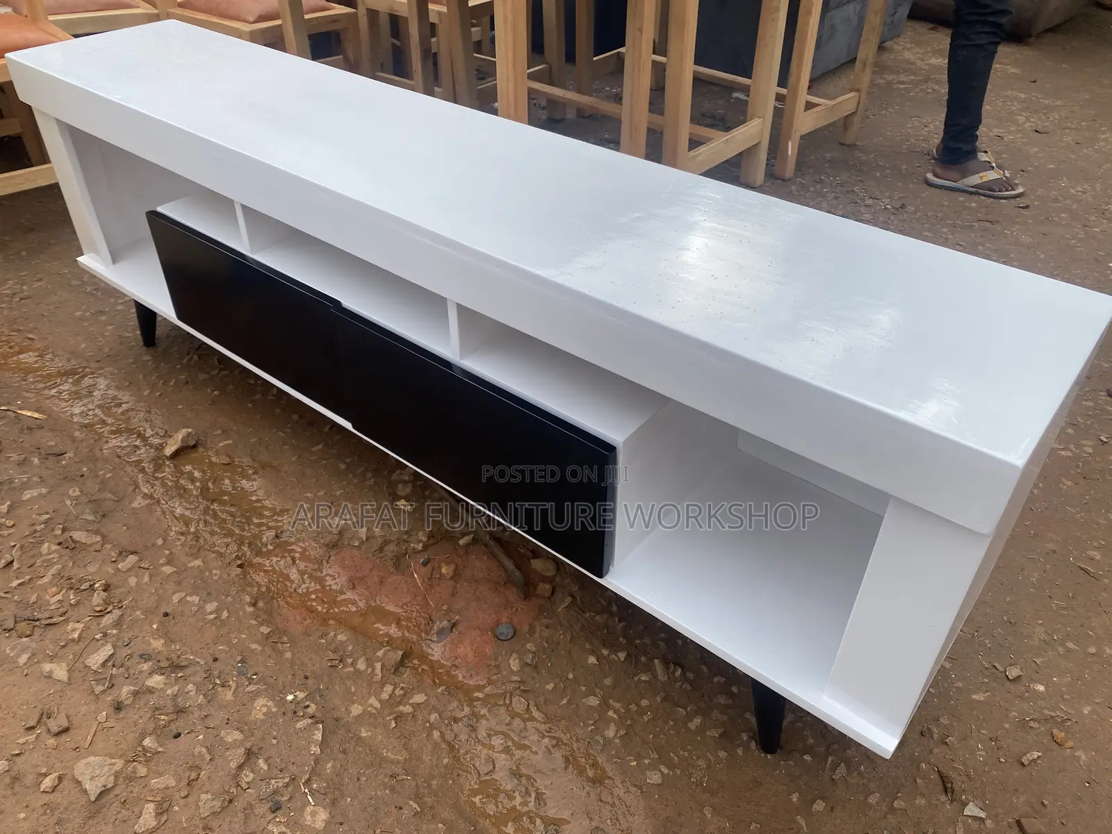 Modern Solid Tv Stand