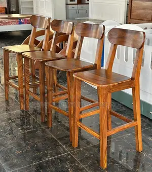 Mugavu Kitchen Highland Stool/ Bar/ Counter Stool