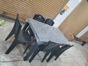 Ratten Restaurant Table and Chairs Set 6 People