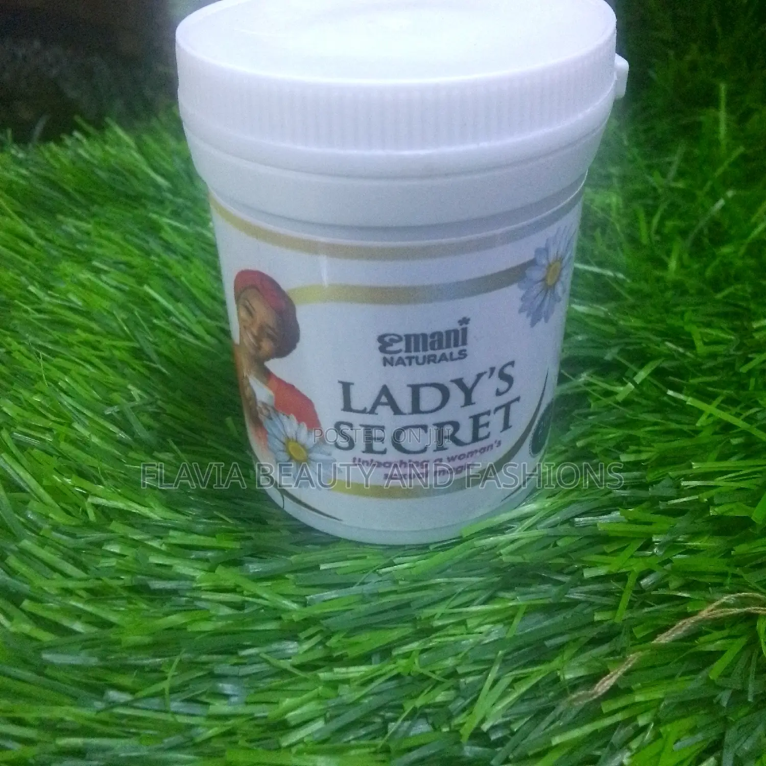 Ladies Secret/Ekyaama