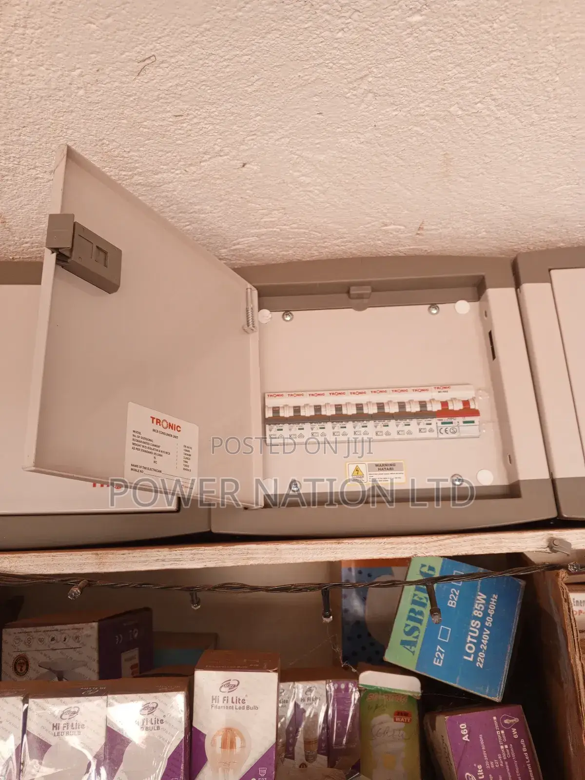 Tronic 8 Ways Distribution Board