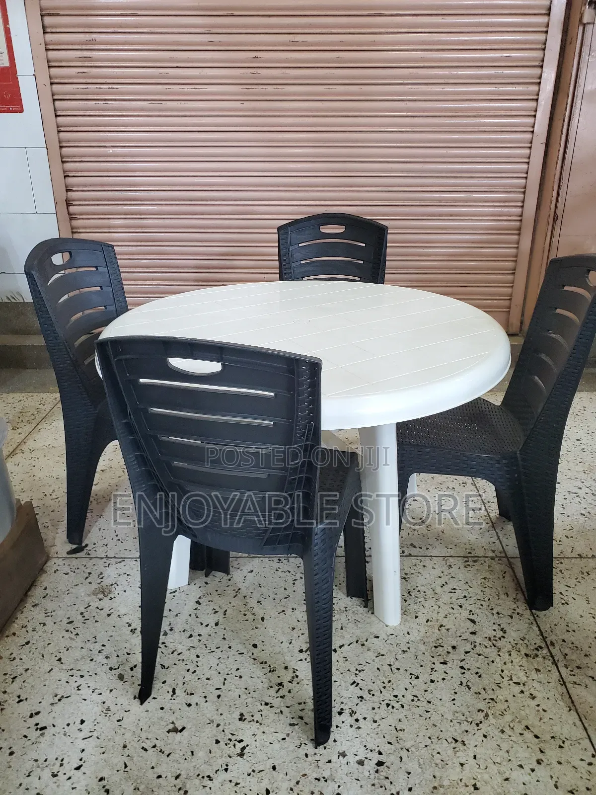 Plastic Table and 4 Chairs Black Set 4_6people