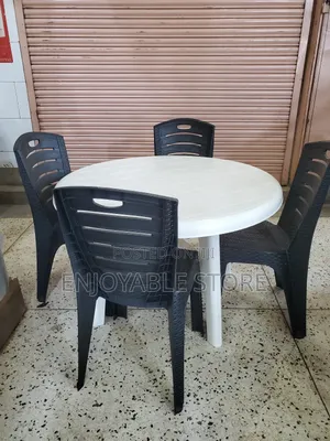 Plastic Table and 4 Chairs Black Set 4_6people