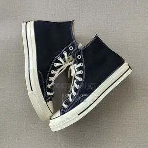 Canvas Chuck Taylor 70 Boots. Black and White