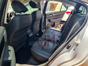 Subaru Legacy 2015 Silver