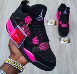 Air Jordan 4 Retro Pink Thunder'