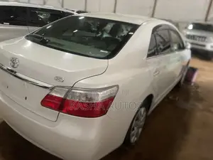 Toyota Premio 2009 White