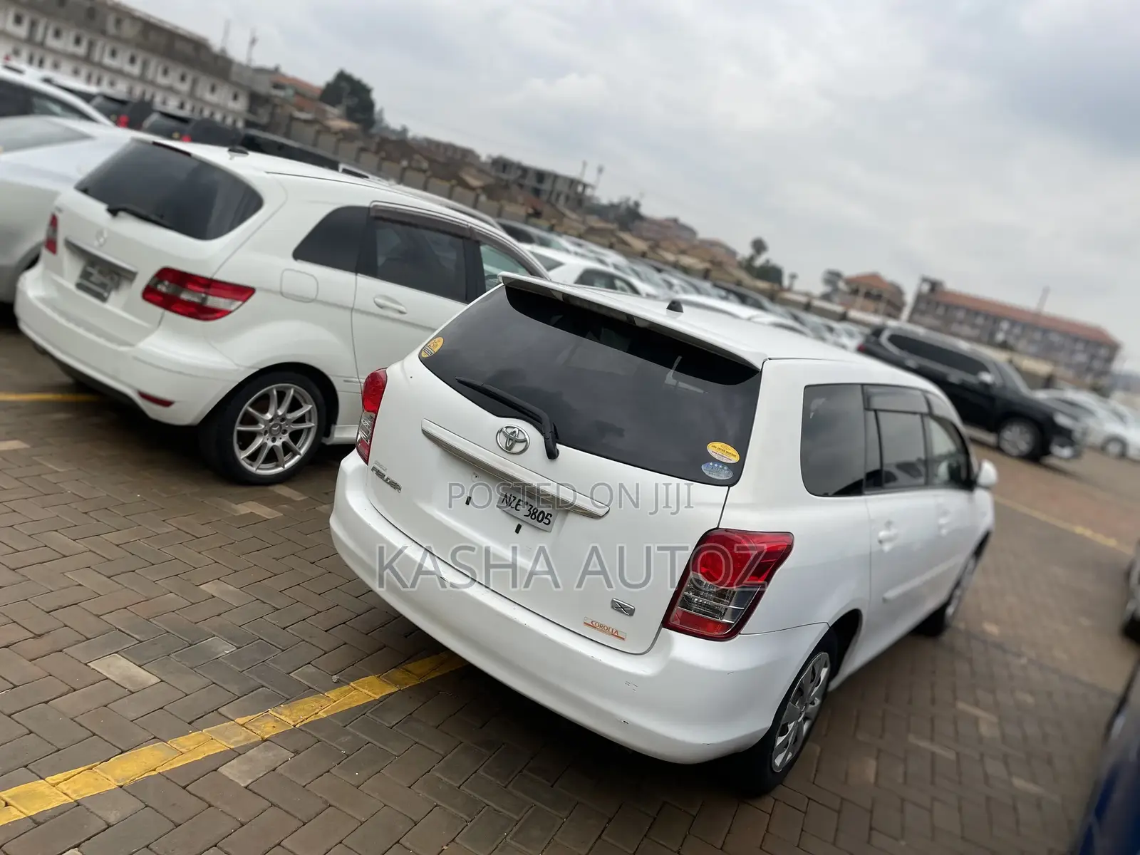 Toyota Corolla Fielder 2010 White