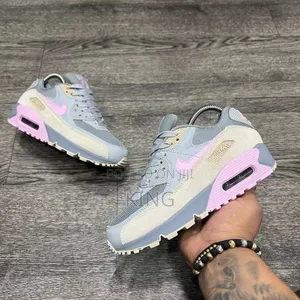 Premium Nike Air Max 90 'Pink String