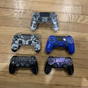 Play Station 4 Controller