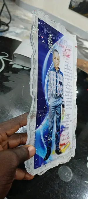 Glass Success Card Resin