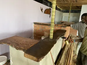 Bar and Restaurant Interior Craft Designer