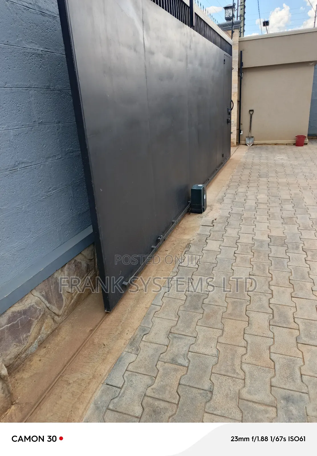 Gate System With Remote Control