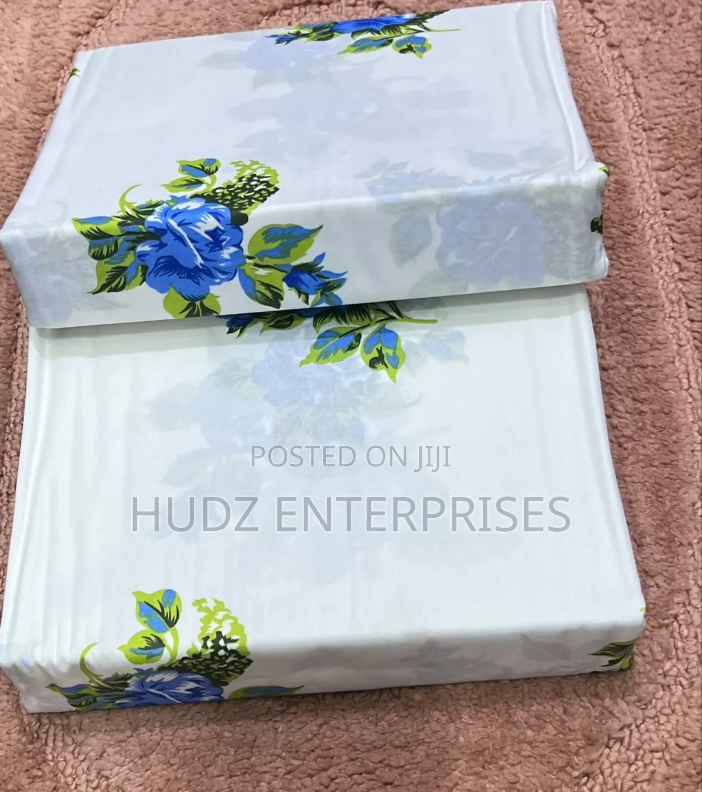 5*6 White Flowered Cotton Bedsheeets
