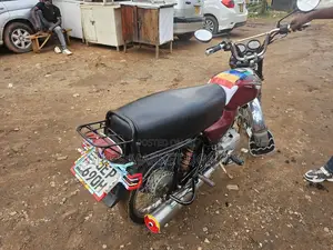 Bajaj Boxer 2018 Red