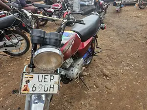 Bajaj Boxer 2018 Red