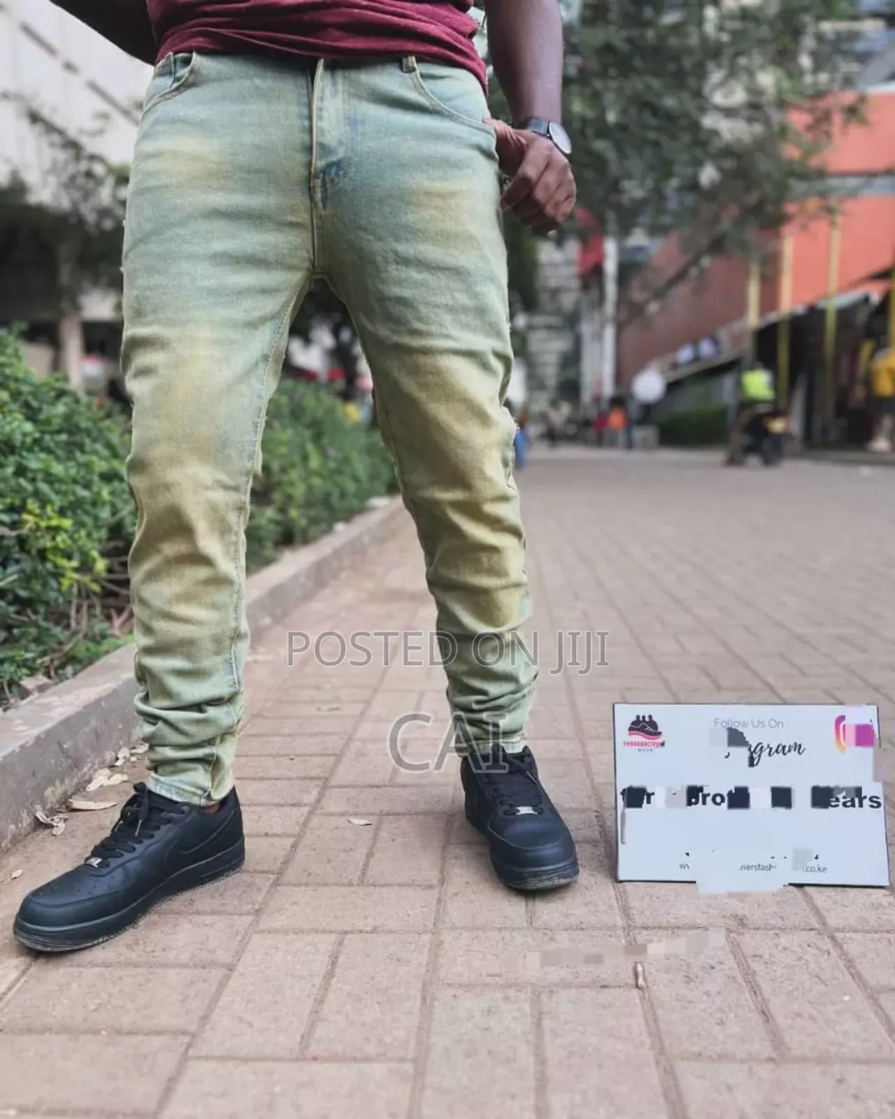 Top Rank Plain Jeans