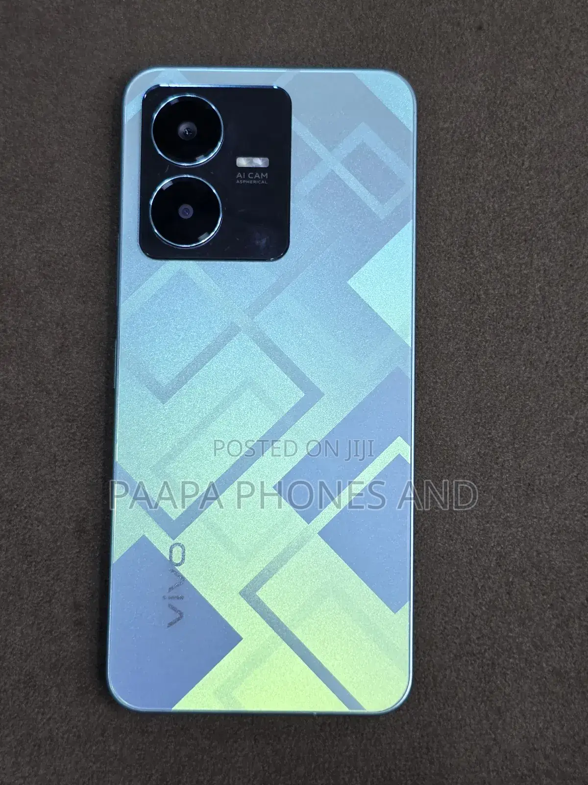 Vivo Y22 64 GB Silver