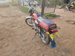 Bajaj Boxer 2017 Red