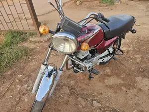 Bajaj Boxer 2017 Red