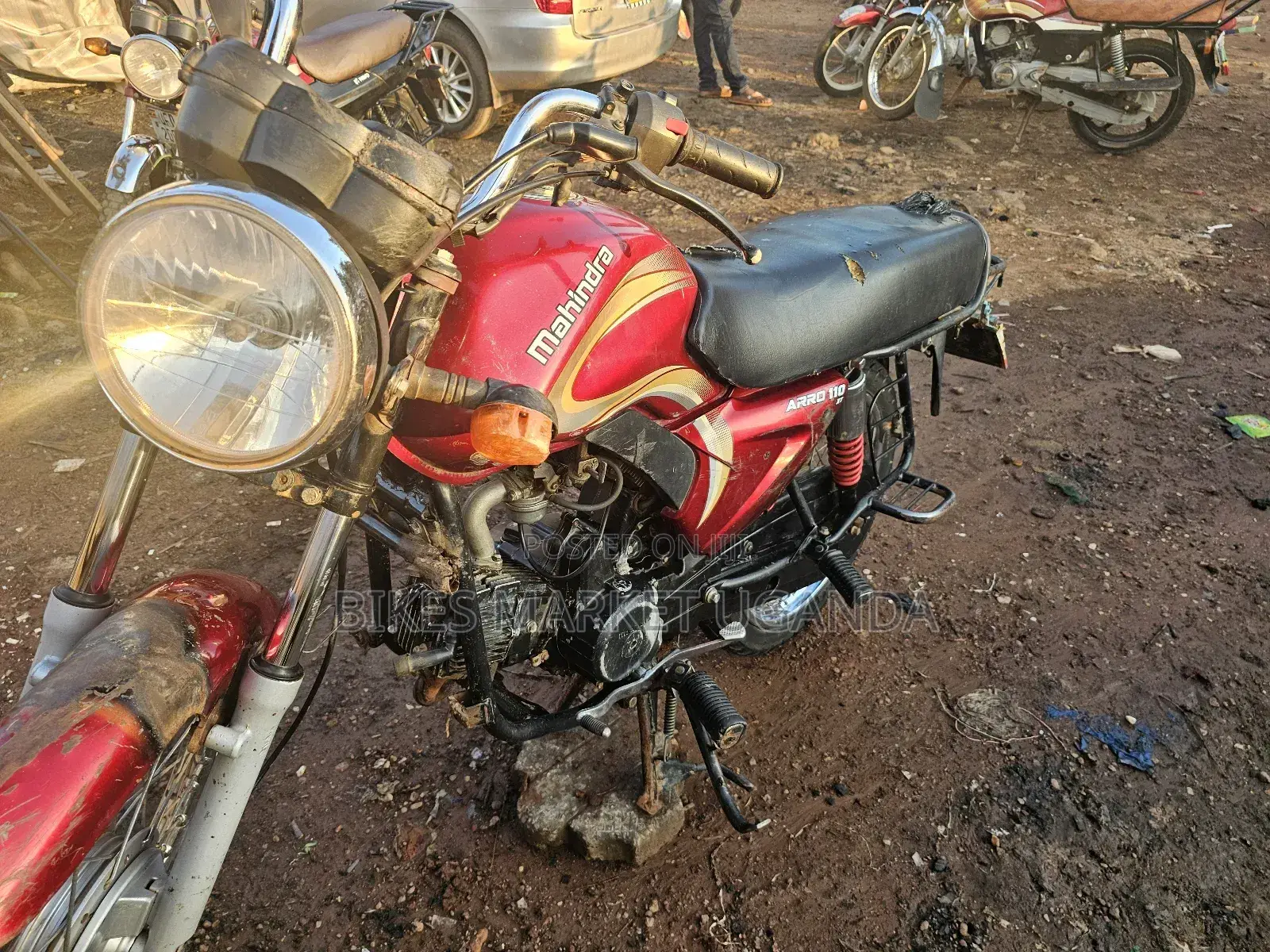 Mahindra Centuro 2017 Red