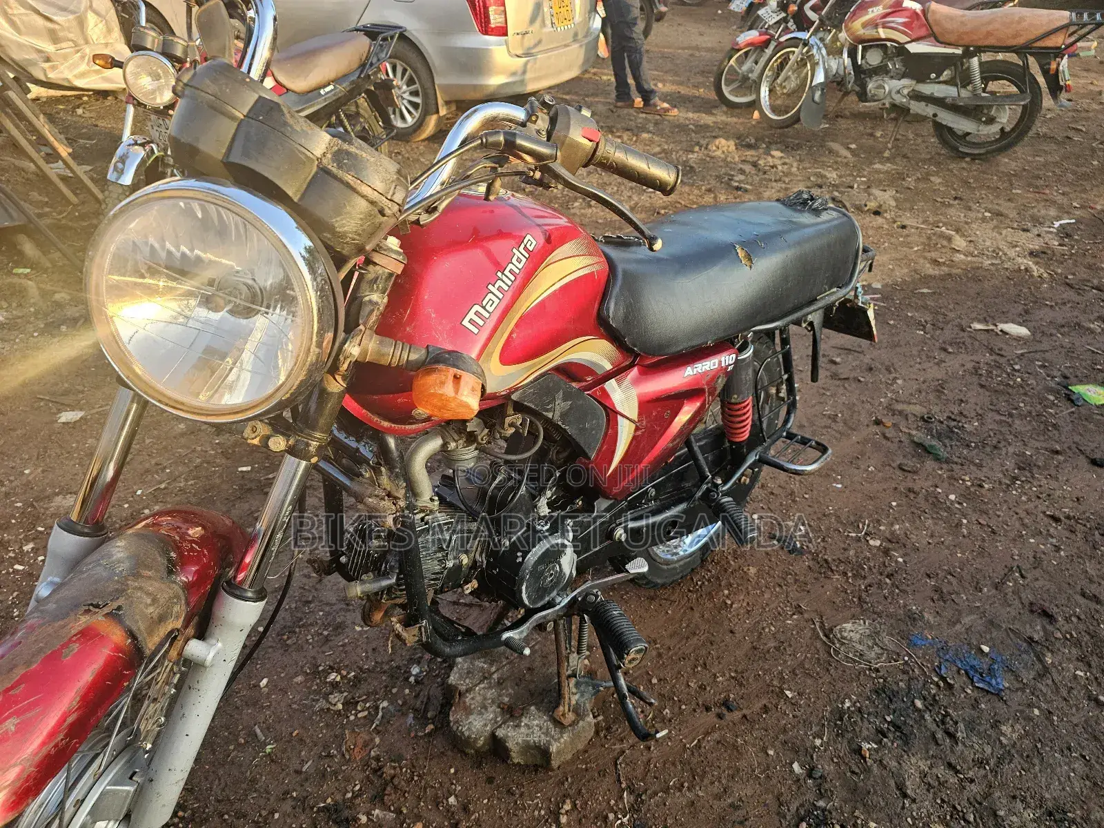 Mahindra Centuro 2017 Red
