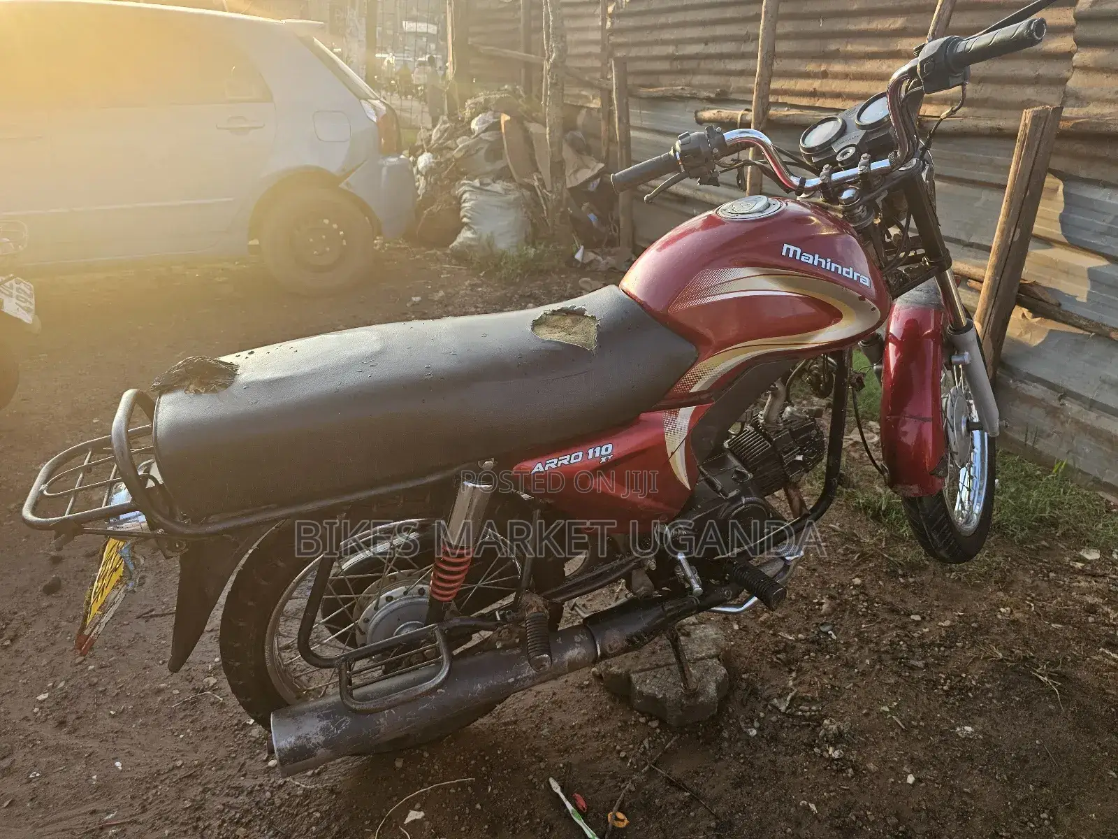 Mahindra Centuro 2017 Red