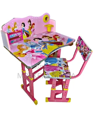 Kid's Reading Tables With Designed Chair