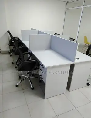 Office Work Station 6 Seater With Chairs