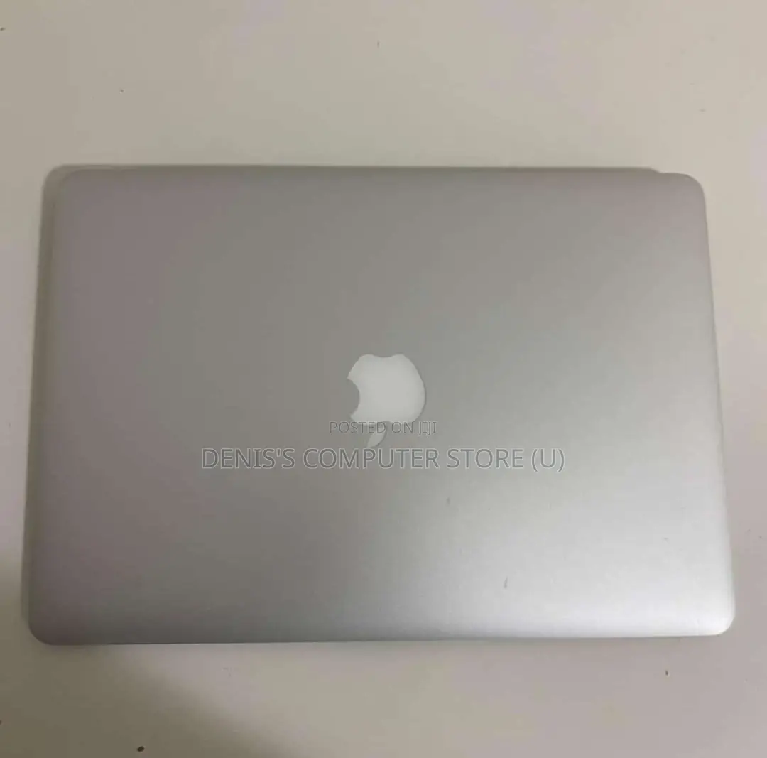 Laptop Apple MacBook Air 4GB Intel Core I5 SSD 256GB
