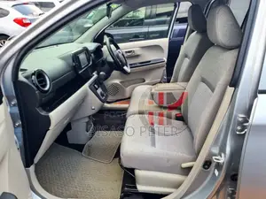 Toyota Passo 1.0 AWD 2016 Silver
