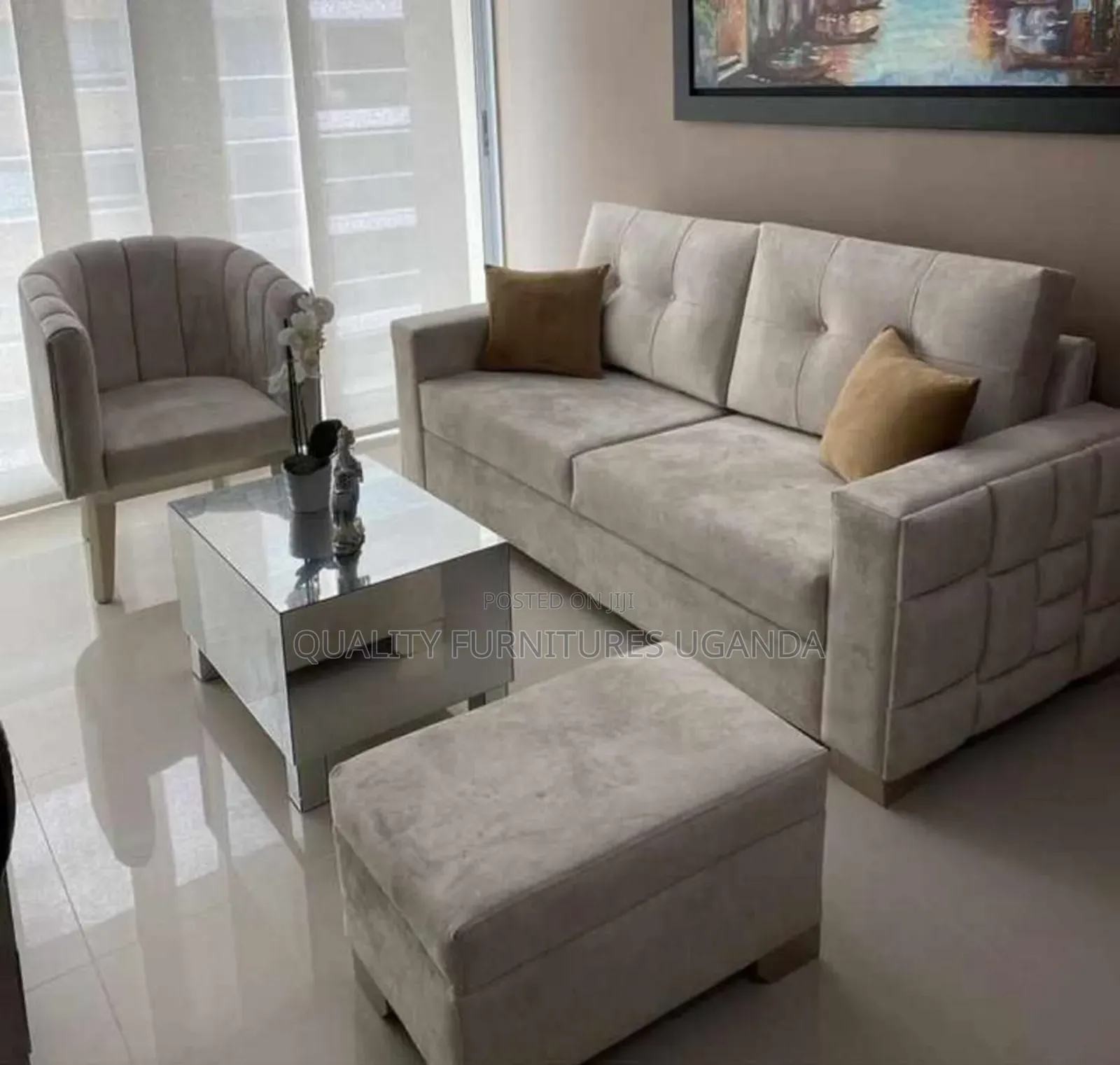 4 Sitter Luxury Couch