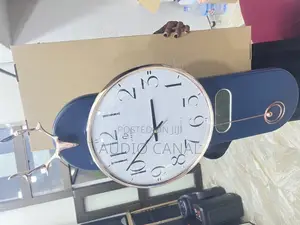 Haishi Unique Wall Clock