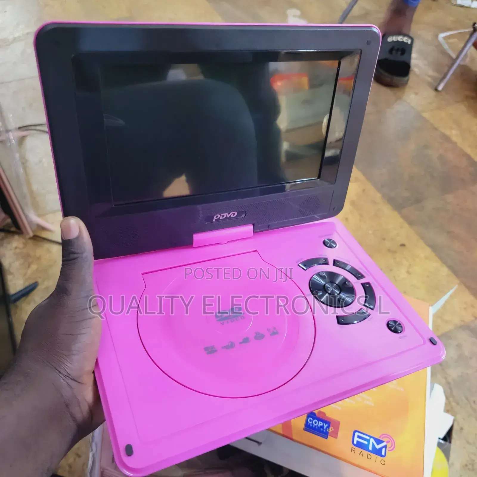 11.9 Portable DVD Player