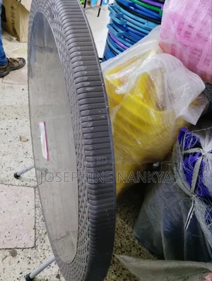 Round Table ,Big, Metallic Legs