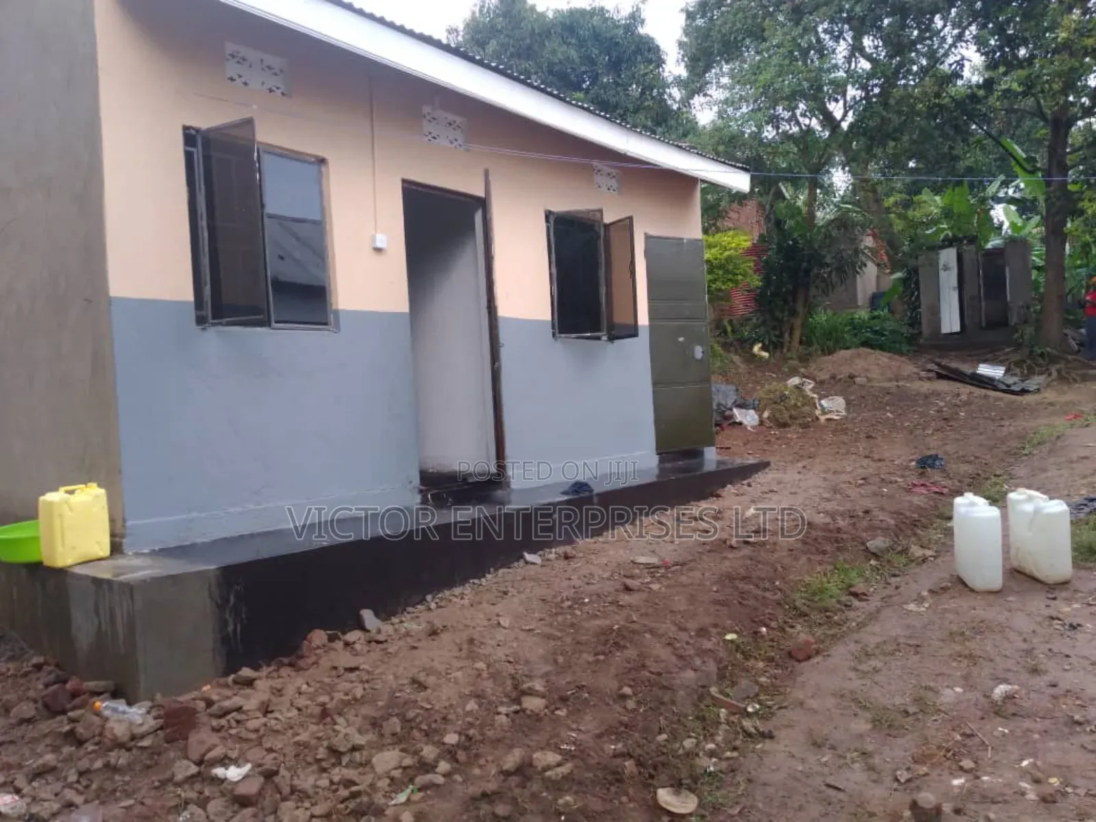 Plot With House Available for Sale. Attractive Price