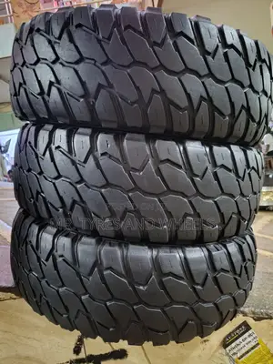 31 10 R15 Used Onex N the Big Tires It's Class Above. Try It