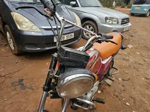 Bajaj Boxer 2016 Red