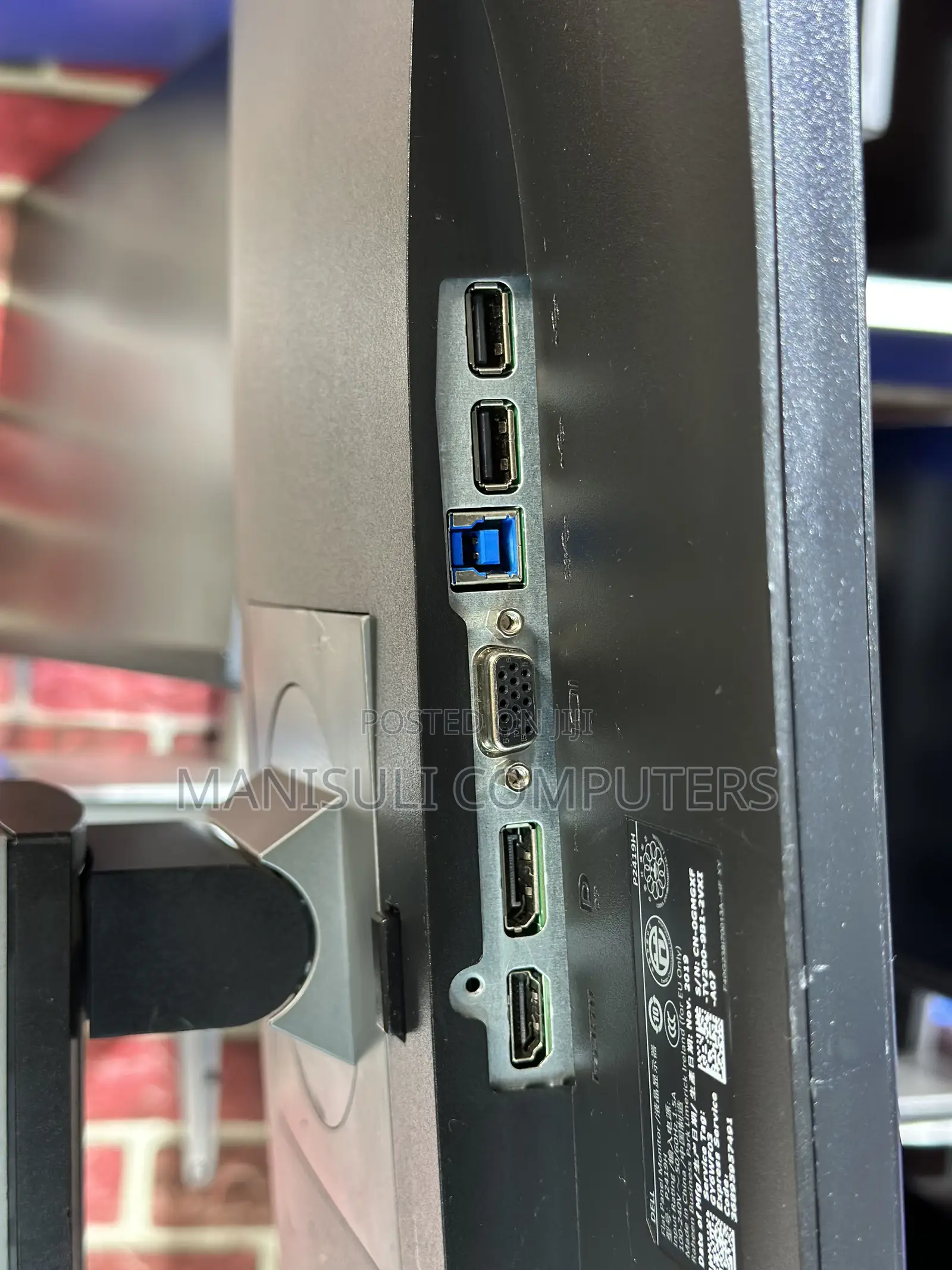 Monitor Dell 23 Inch Screen Ips VGA HDMI DP DIV Display 