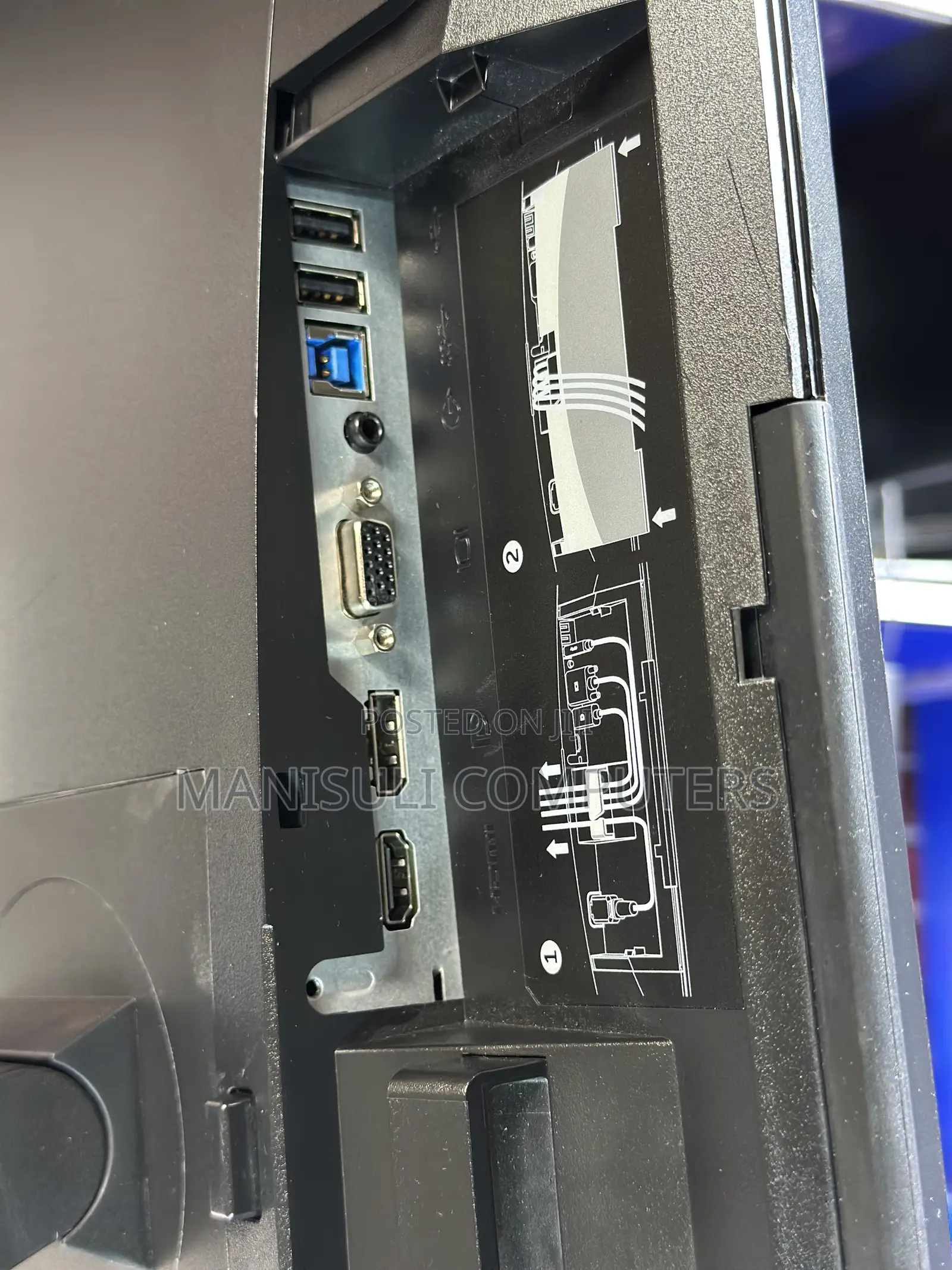 Monitor Dell 24 Inch Touch Screen VGA HDMI DIV DP Display