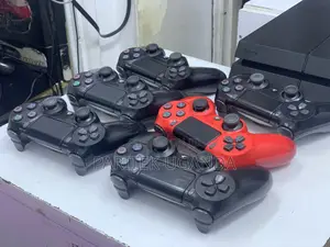 Playstation 4 Controllers/ Game Pads