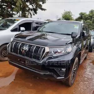 Toyota Land Cruiser Prado 2.8 2020 Black